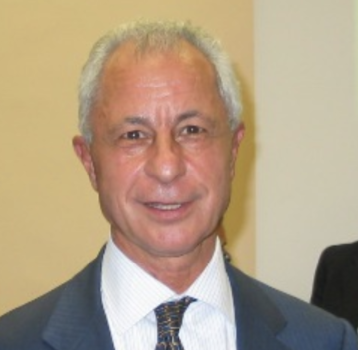 Professore Roberto Aguiari Università
